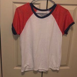 Adorable American Eagle Top!